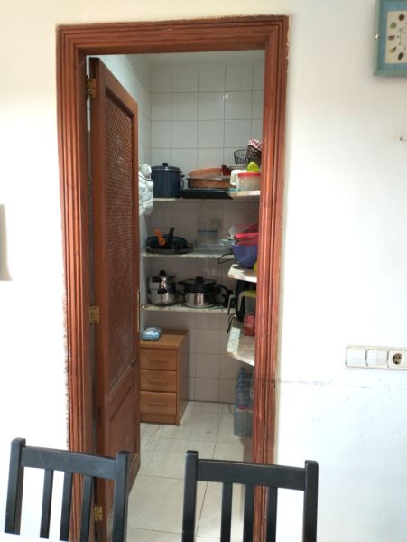 VILAFRANCA DE BONANY: 3 SZ-Wohnung 126 m2  mit Balkon im 2-Parteien-Haus fussläufig zum Stadtkern