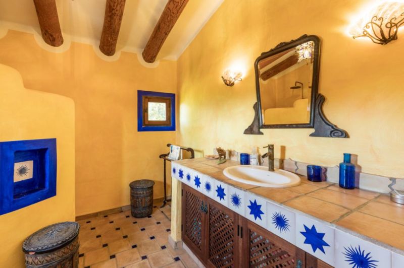 Villa im Ibizastil mit Pool in Cielo de Bonaire Alcudia