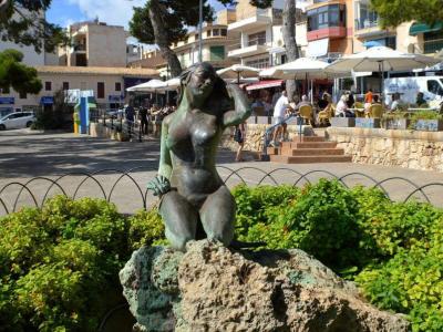 Villa con apartamento vacacional y estudio en alquiler en Porto Cristo