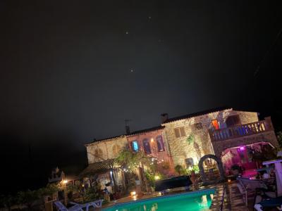 Villa con apartamento vacacional y estudio en alquiler en Porto Cristo