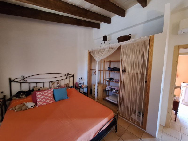 Villa con apartamento vacacional y estudio en alquiler en Porto Cristo