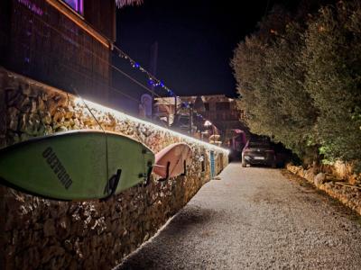 Villa con apartamento vacacional y estudio en alquiler en Porto Cristo