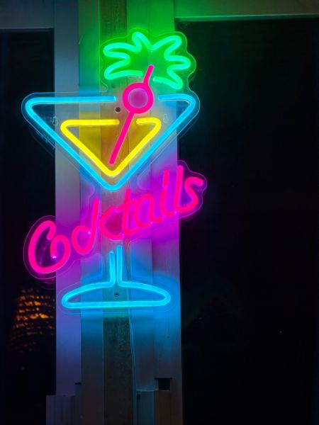 Villa con apartamento vacacional y estudio en alquiler en Porto Cristo