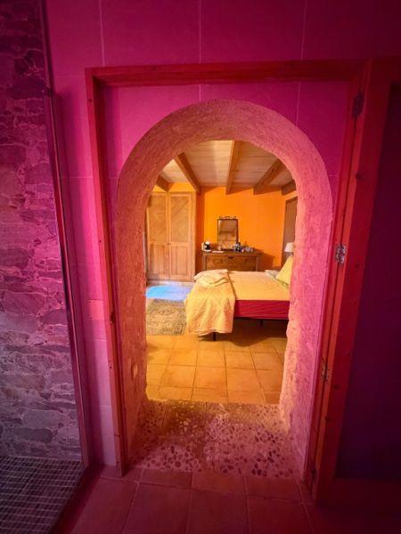 Villa con apartamento vacacional y estudio en alquiler en Porto Cristo