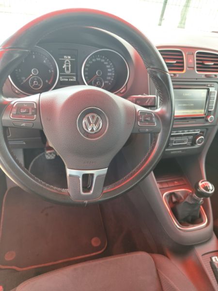 Volkswagen Golf VI 2.0 TDI 2012 – Negro, Asientos Alcántara