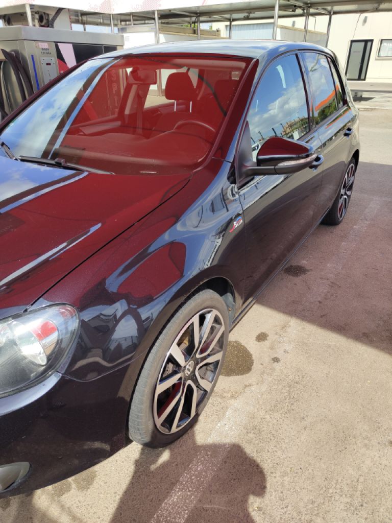 Volkswagen Golf VI 2.0 TDI 2012 – Negro, Asientos Alcántara