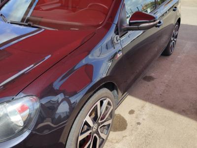 Volkswagen Golf VI 2.0 TDI 2012 – Negro, Asientos Alcántara