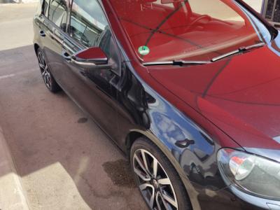Volkswagen Golf VI 2.0 TDI 2012 – Negro, Asientos Alcántara