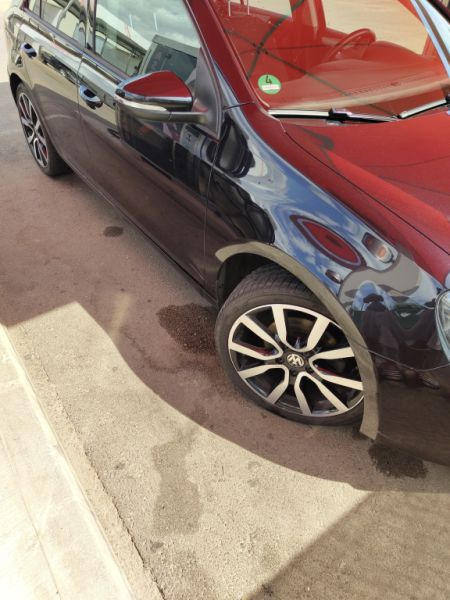 Volkswagen Golf VI 2.0 TDI 2012 – Negro, Asientos Alcántara