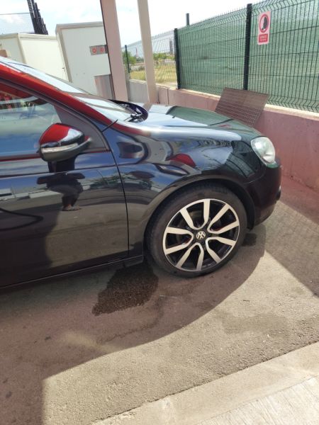 Volkswagen Golf VI 2.0 TDI 2012 – Negro, Asientos Alcántara