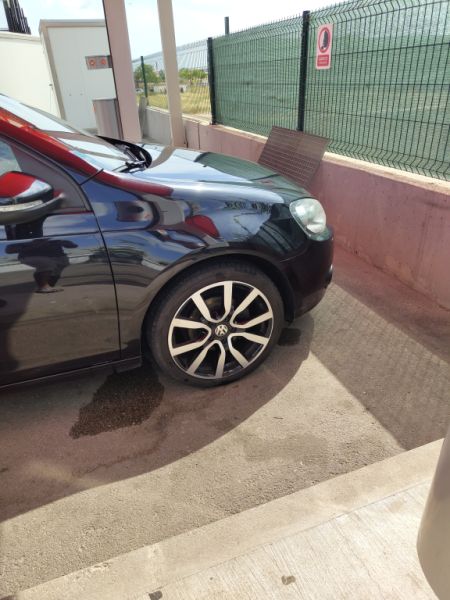 Volkswagen Golf VI 2.0 TDI 2012 – Negro, Asientos Alcántara