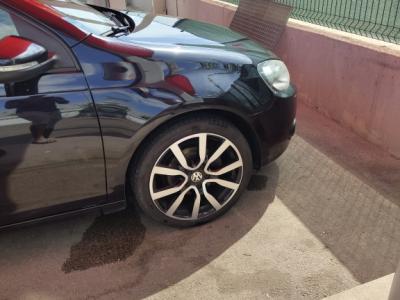 Volkswagen Golf VI 2.0 TDI 2012 – Negro, Asientos Alcántara
