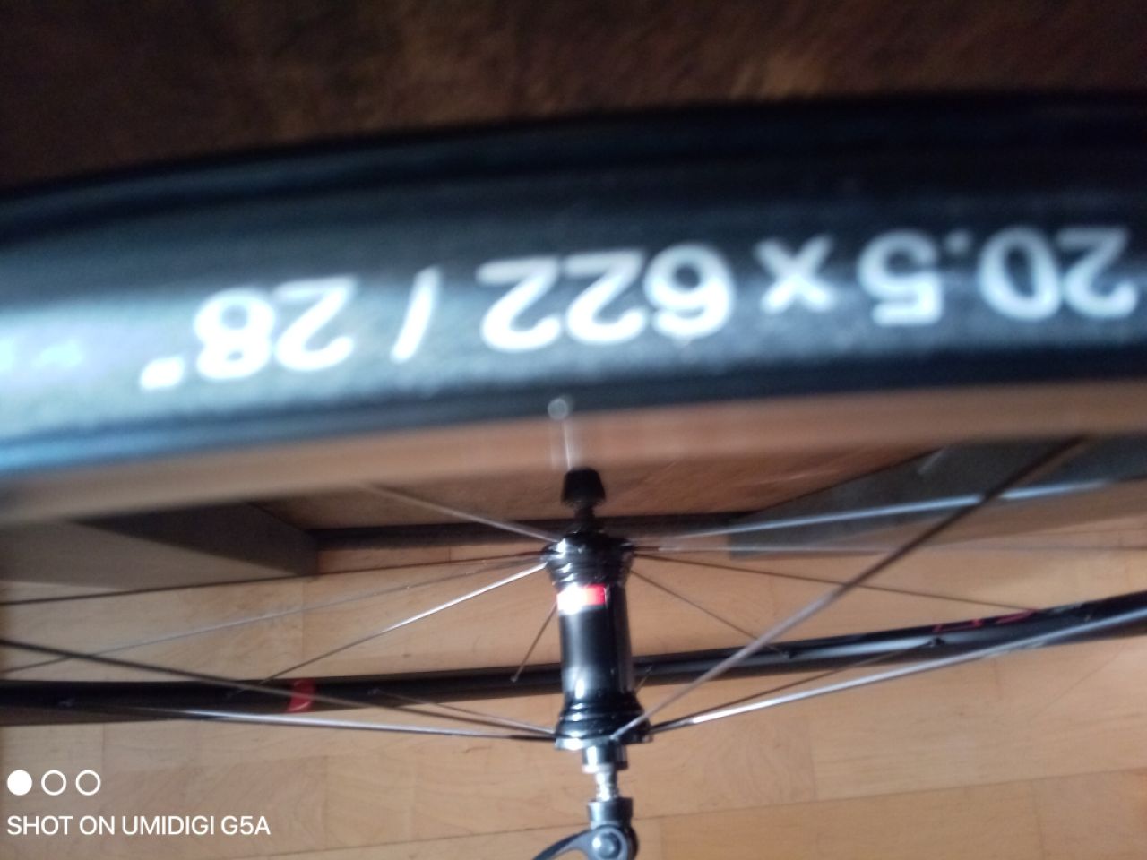 Rueda delantera / Bicicleta de carretera aluminio