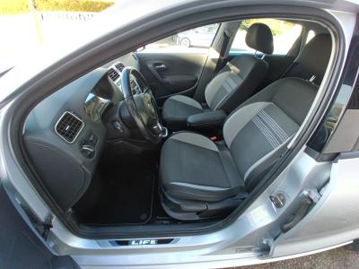 VW Polo edición especial Life 1.ª mano Aire acondicionado Permuta posible