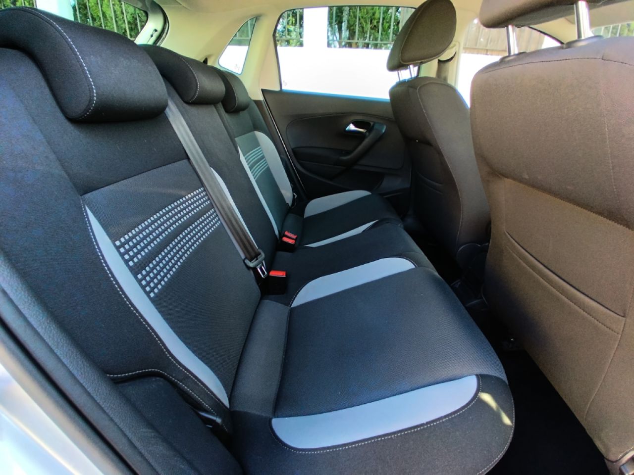 VW Polo edición especial Life 1.ª mano Aire acondicionado Permuta posible