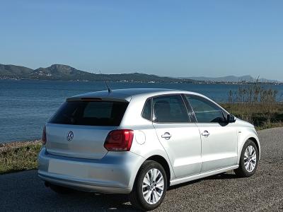VW Polo edición especial Life 1.ª mano Aire acondicionado Permuta posible