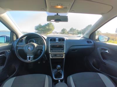 VW Polo edición especial Life 1.ª mano Aire acondicionado Permuta posible