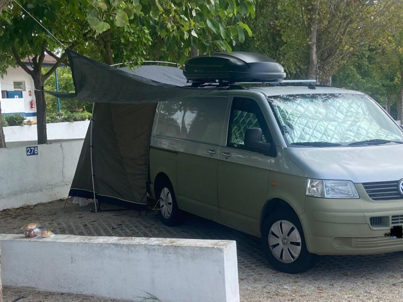 VW T5 Bus Camper – ¡listo para nuevas aventuras!