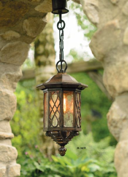 Lámparas de pared y colgantes de acero forjado