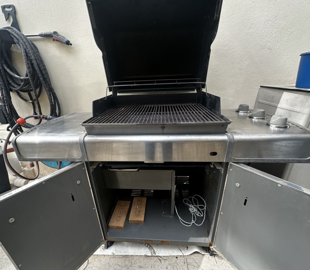 Barbacoa de gas Weber – 600€