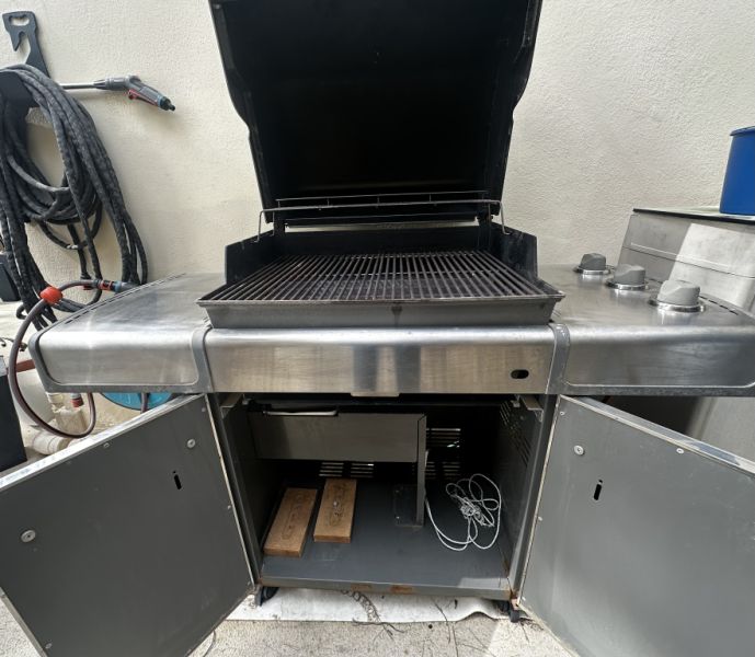 Barbacoa de gas Weber – 600€