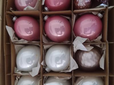 Glass Christmas baubles beige rose ........ 38 pcs.