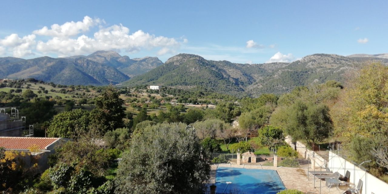 Room for rent in a house with a beautiful location on the outskirts of Campanet/Mallorca