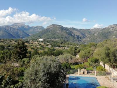 Se alquila habitación en una casa con una hermosa ubicación en las afueras de Campanet/Mallorca