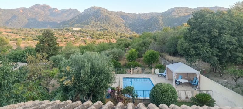 Se alquila habitación en una casa con una hermosa ubicación en las afueras de Campanet/Mallorca