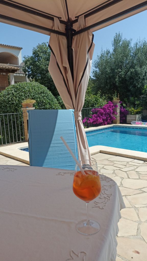 Se alquila habitación en una casa con una hermosa ubicación en las afueras de Campanet/Mallorca