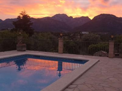 Se alquila habitación en una casa con una hermosa ubicación en las afueras de Campanet/Mallorca