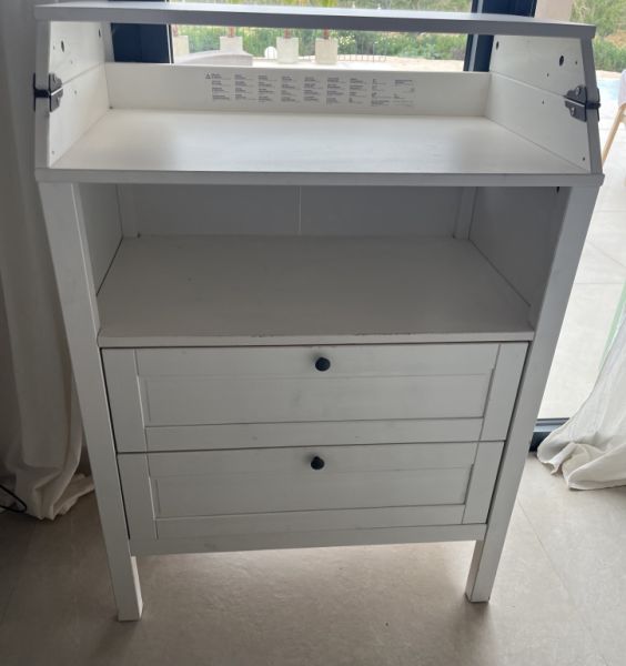 Changing table