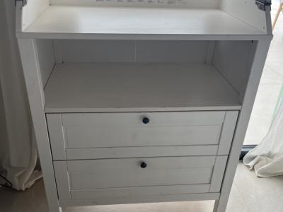 Changing table