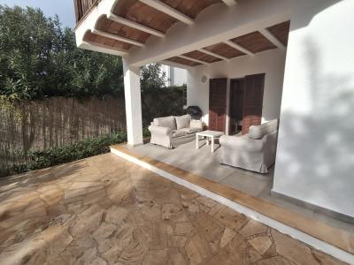 Winter: 2-level chalet with oil central heating, garden and pool in Cala Dor - near the harbor -- CH 23 WT