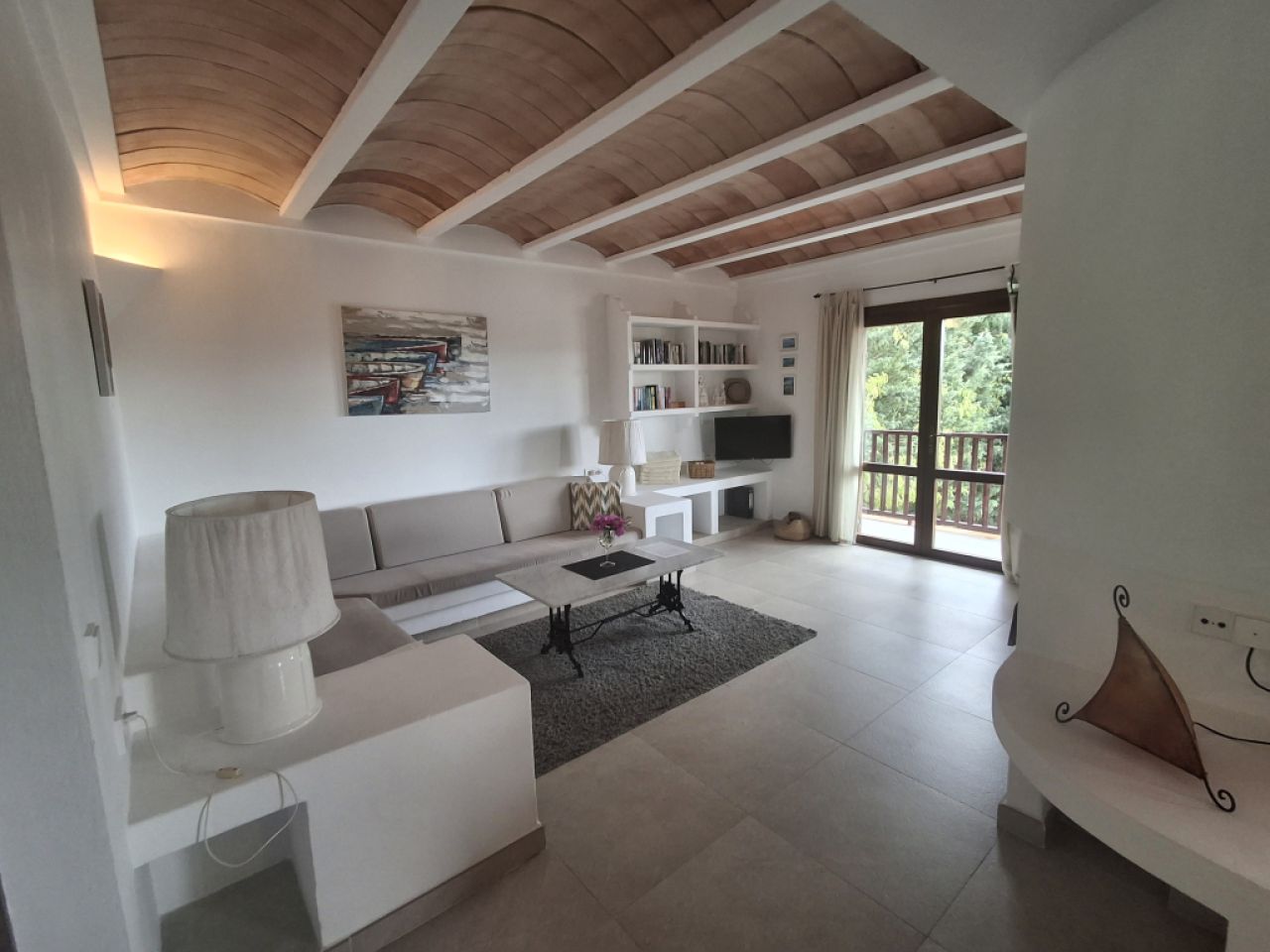 Winter: 2-level chalet with oil central heating, garden and pool in Cala Dor - near the harbor -- CH 23 WT