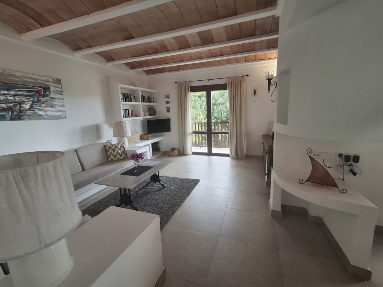 Winter: 2-level chalet with oil central heating, garden and pool in Cala Dor - near the harbor -- CH 23 WT