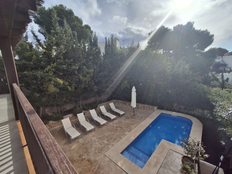 Winter: 2-level chalet with oil central heating, garden and pool in Cala Dor - near the harbor -- CH 23 WT