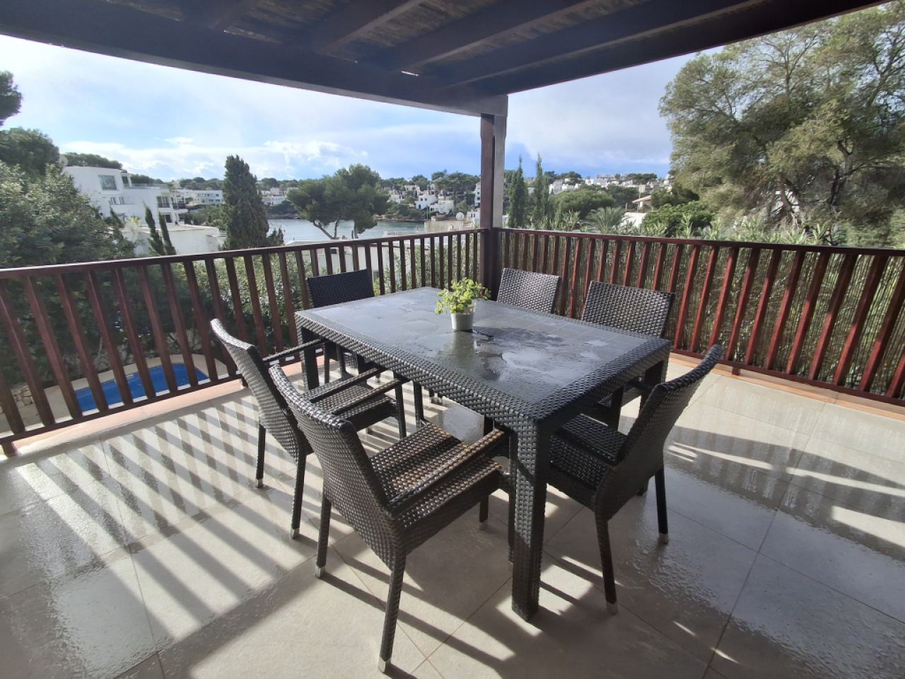 Winter: 2-level chalet with oil central heating, garden and pool in Cala Dor - near the harbor -- CH 23 WT