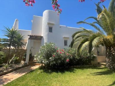 Winter: 2 Etagenchalet mit Olzentralheizung und Pool in Cala Dor -- CH 12 WT