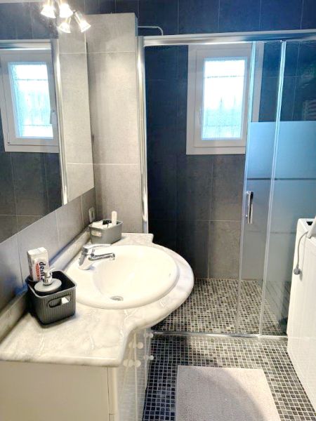 Winter: 2 Etagenchalet mit Olzentralheizung und Pool in Cala Dor -- CH 12 WT