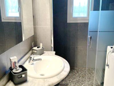 Winter: 2 Etagenchalet mit Olzentralheizung und Pool in Cala Dor -- CH 12 WT