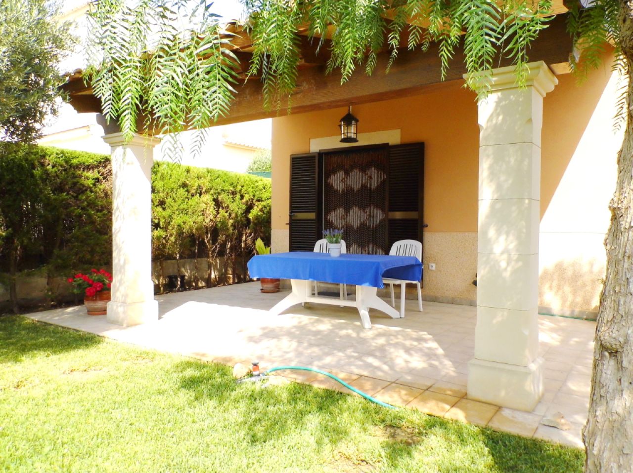 WINTER: 2 Etagenchalet mit Terrassen und Garten in Sa Rapita ---