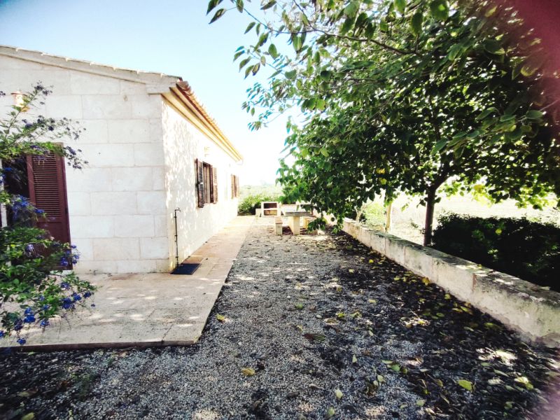 Winter: 2 Häuser auf einem Grundstück mit AC,Kamin und guter Lage bei Campos --- F 92 a + b WT