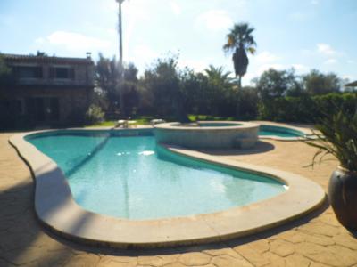 WINTER 25 / 26 : Grosse FInca mit Heizung, Pool und in ruhiger Lage bei Felanitx -- F 13 WT