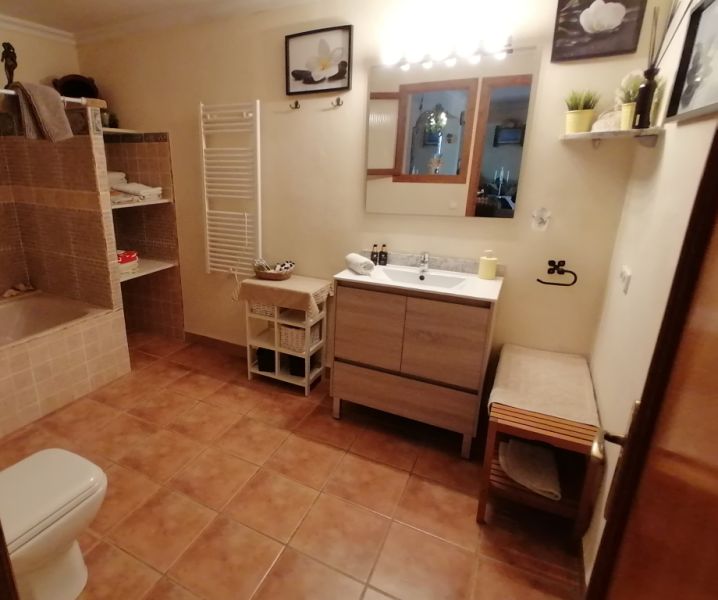 Invierno 26/27: Apartamento en el campo con A/C, terrazas cerca de Cas Concos -- FAP 39 WT