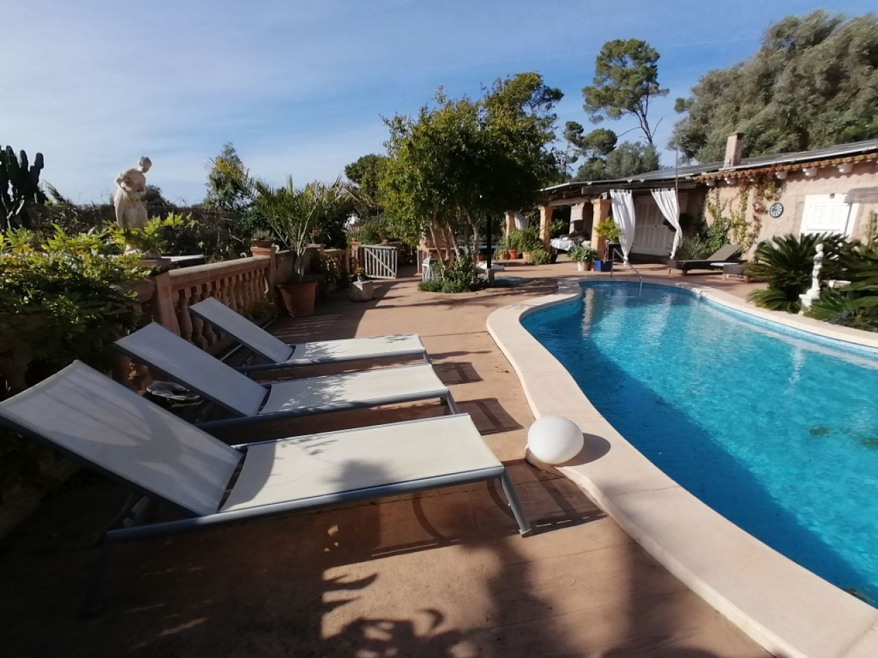 Invierno 26/27: Apartamento en el campo con A/C, terrazas cerca de Cas Concos -- FAP 39 WT