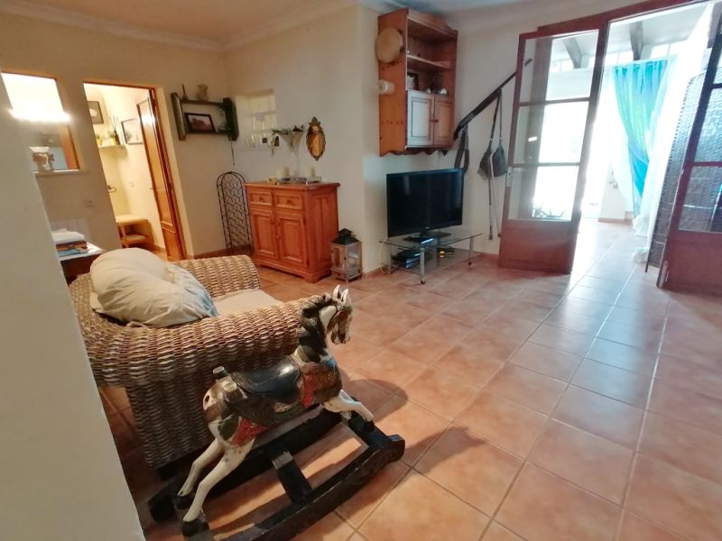 Invierno 26/27: Apartamento en el campo con A/C, terrazas cerca de Cas Concos -- FAP 39 WT