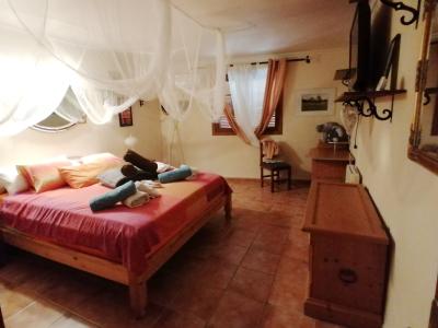 Invierno 26/27: Apartamento en el campo con AC y chimenea en una zona tranquila cerca de Cas Concos -- FAP 39 wT