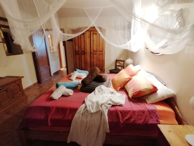 Invierno 26/27: Apartamento en el campo con AC y chimenea en una zona tranquila cerca de Cas Concos -- FAP 39 wT