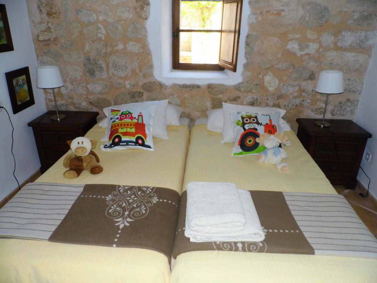 WINTER 26 / 27: Casita mit Zentralheizung auf einem Gemeinschaftsgrundstück bei Manacor -- F 250 a